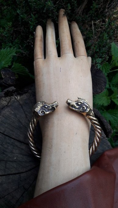 Bracelet style celtique "Torque Sangliers"