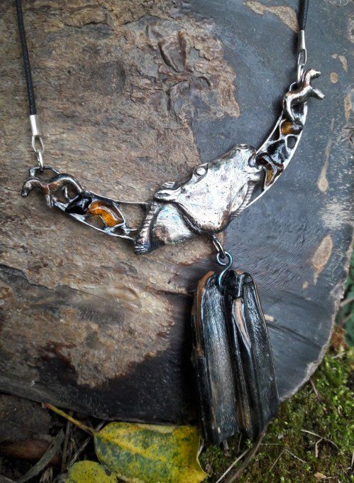Collier Dent de cheval préhistorique