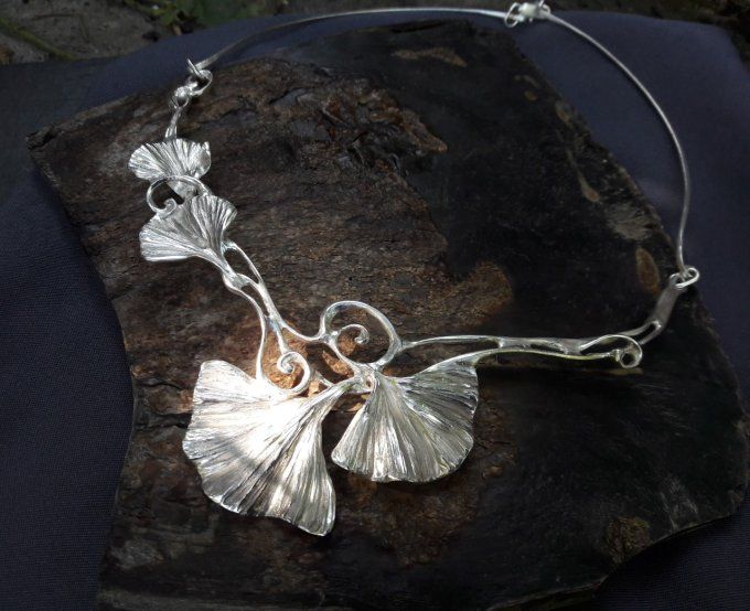 Collier Art Nouveau ginkgo 