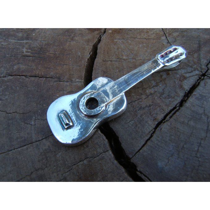 guitare plaquée argent