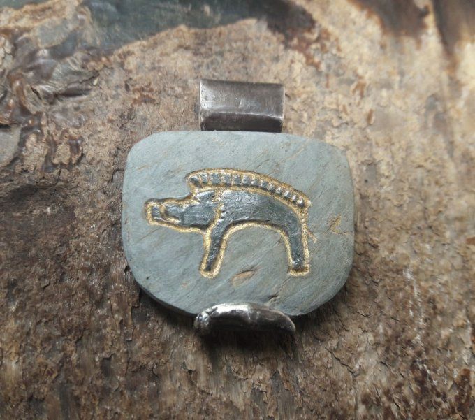 pendentif sanglier ardoise verte